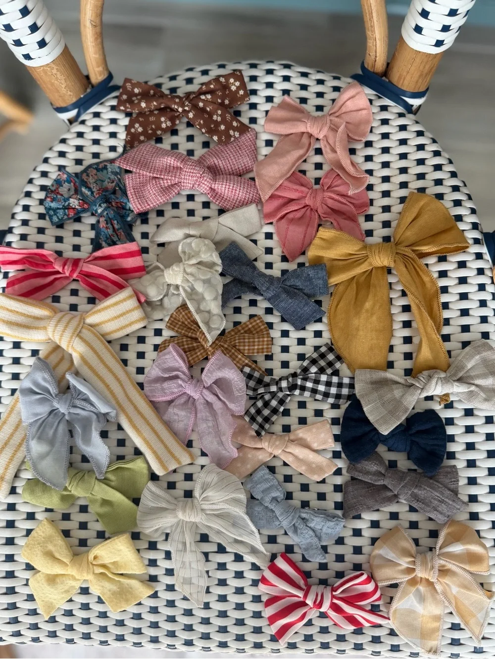 Little Poppy Co- Assorted Kids Bow Hair Clips